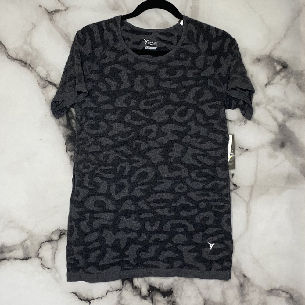 NWT Old Navy Active Short Sleeve Top